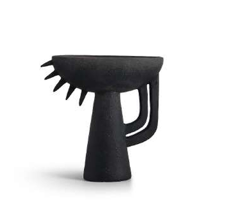 C21F013 Ceramic Artistry Handcrafted Home Décor